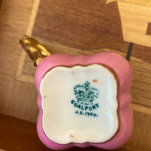 Small ANTIQUE demitasse cup, made in England by Coalport. Beautiful Pink & Gold - Picture 3 of 6